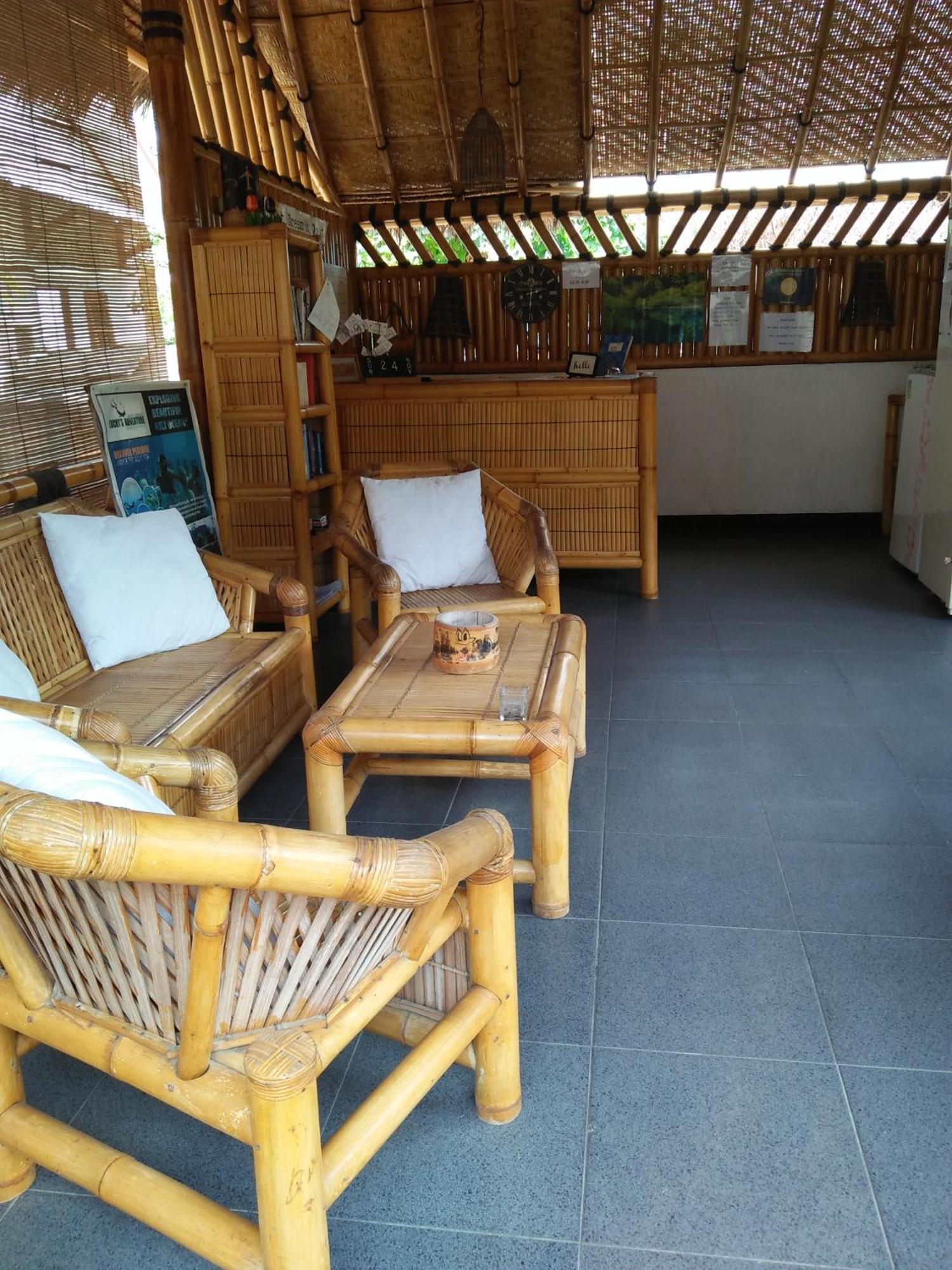 Tua Tua Keladi Bungalows Gili Air Quarto foto